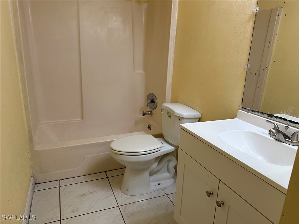 8 Roanoke Drive Fort Myers FL 33905 225053854 image9