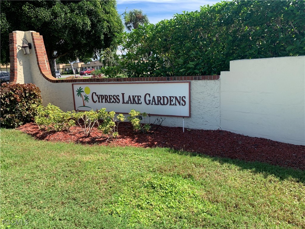 80 Mallard Court Fort Myers FL 33919 2025010848 image1