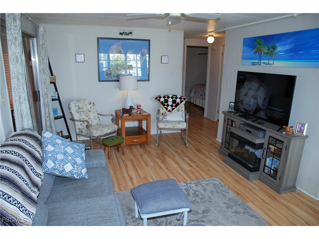 80 Snead Drive North Fort Myers FL 33903 2025015701 image14