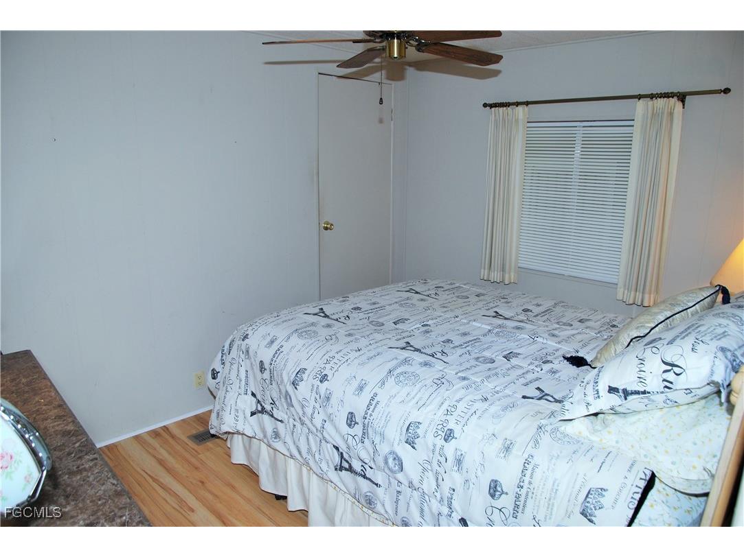 80 Snead Drive North Fort Myers FL 33903 2025015701 image21