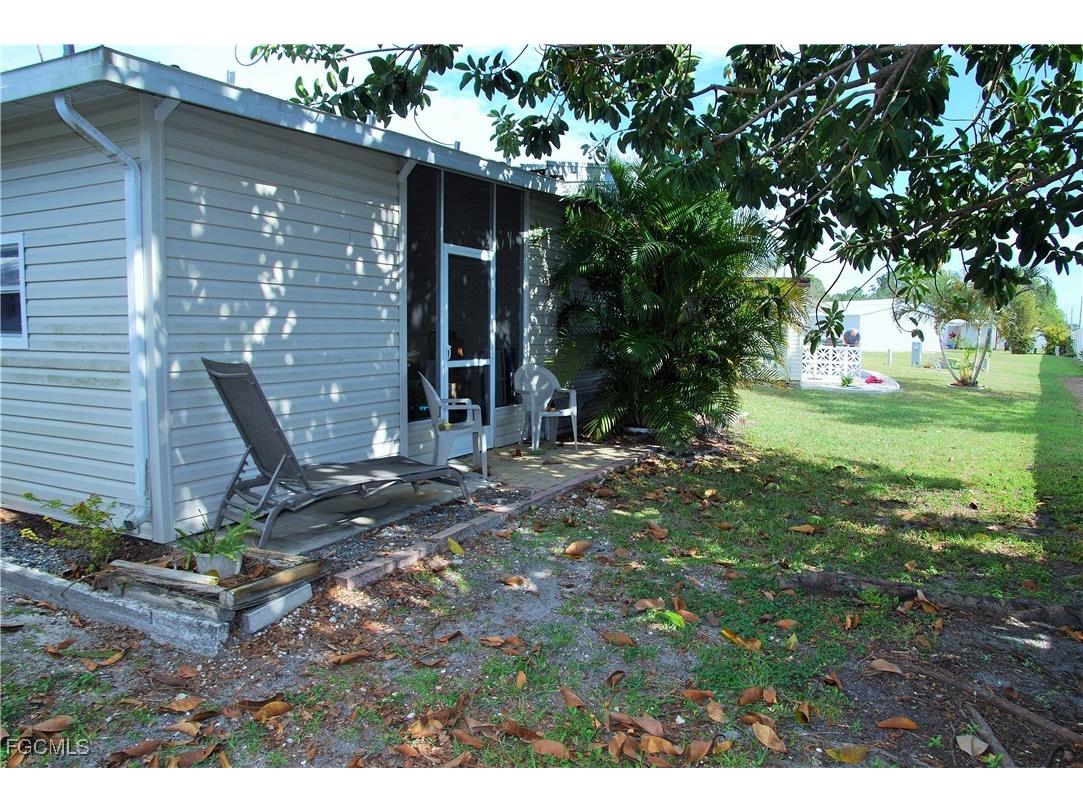 80 Snead Drive North Fort Myers FL 33903 2025015701 image32
