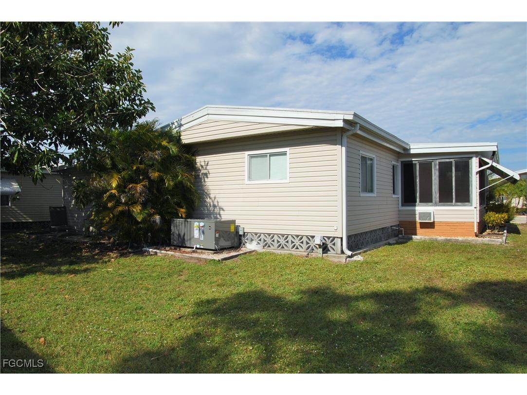 80 Snead Drive North Fort Myers FL 33903 2025015701 image33
