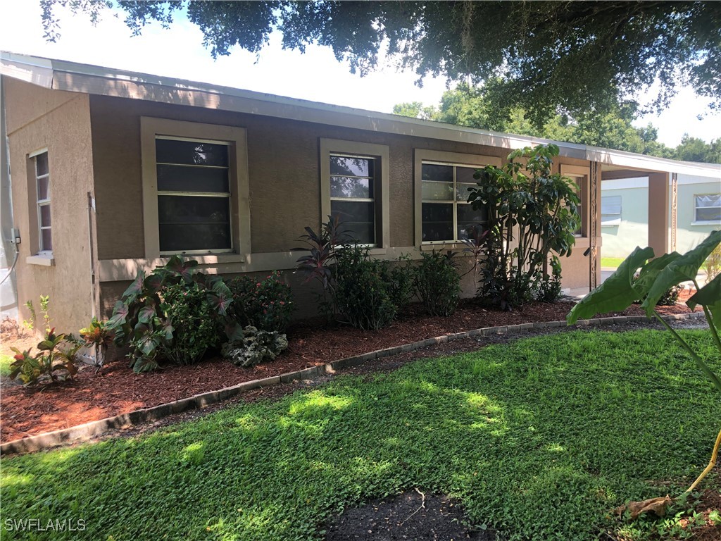 80 Vine Street North Fort Myers FL 33917 224075022 image1
