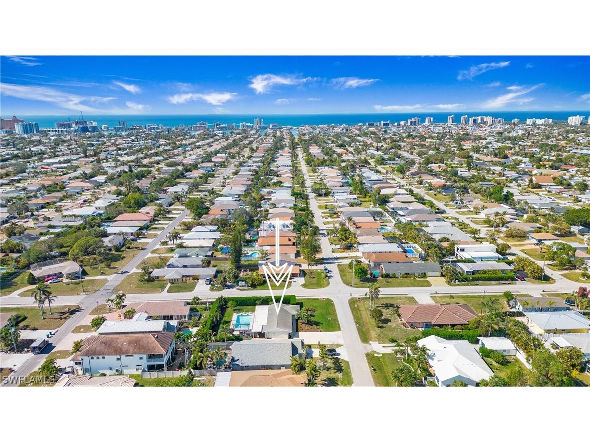 800 100th Avenue N Naples FL 34108 226010371 image1