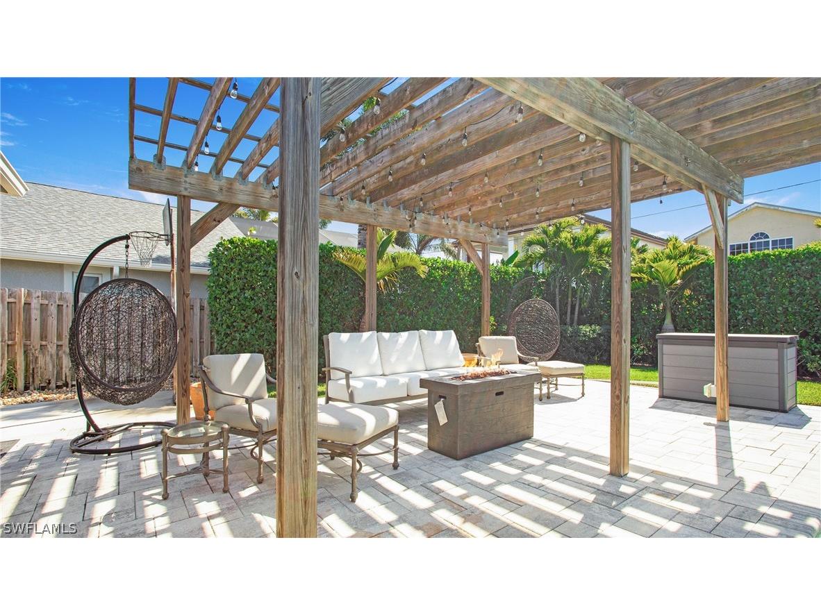 800 100th Avenue N Naples FL 34108 226010371 image21