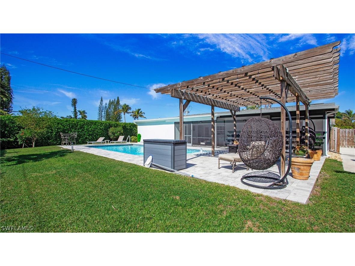 800 100th Avenue N Naples FL 34108 226010371 image32