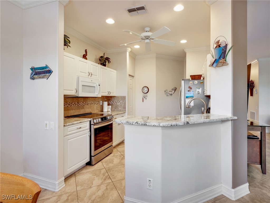 800 Carrick Bend Circle #102 Naples FL 34110 225080990 image12