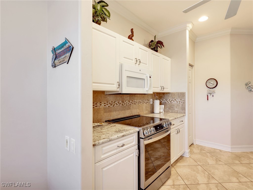 800 Carrick Bend Circle #102 Naples FL 34110 225080990 image13