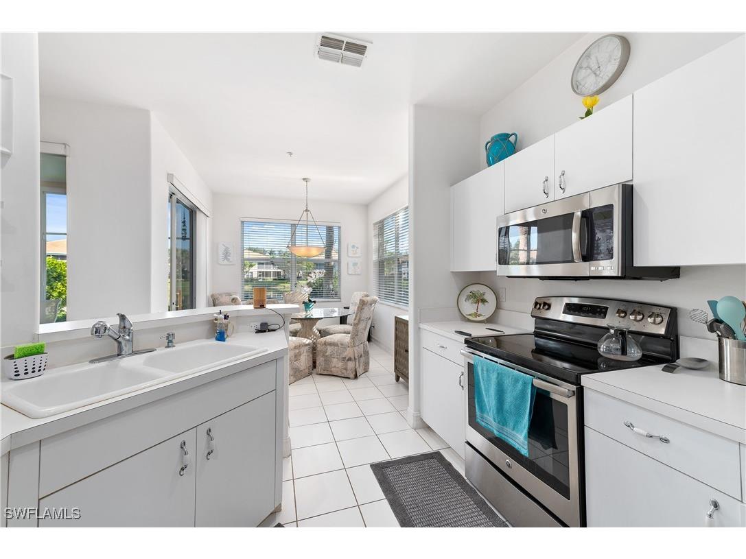 800 Carrick Bend Circle #103 Naples FL 34110 225069087 image10