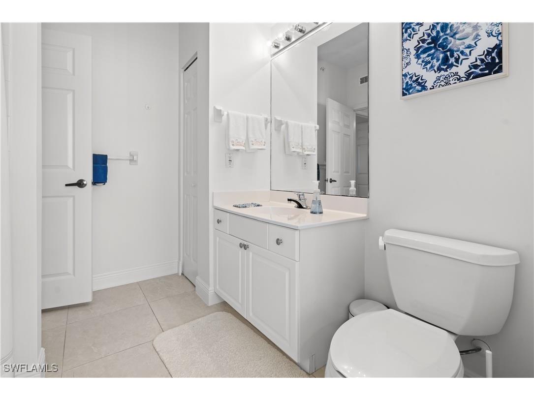 800 L Ambiance Circle #106 Naples FL 34108 225075191 image18