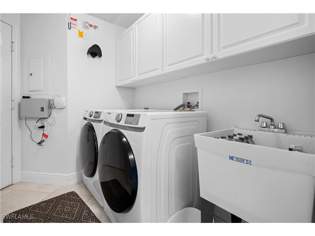 800 L Ambiance Circle #106 Naples FL 34108 225075191 image25