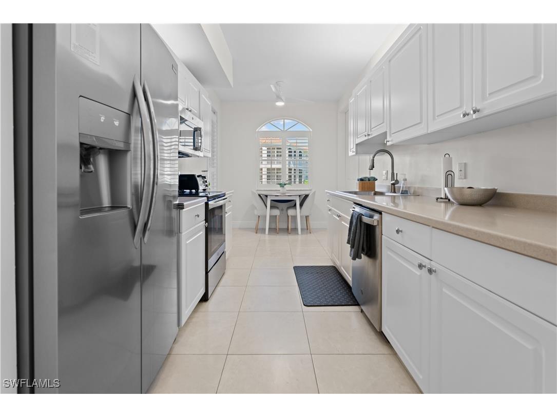 800 L Ambiance Circle #106 Naples FL 34108 225075191 image6