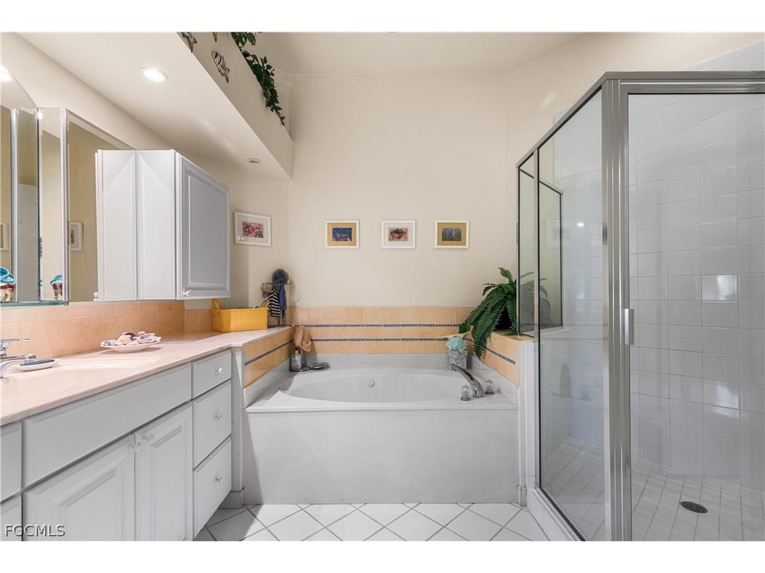 800 L Ambiance Circle #208 Naples FL 34108 2026013448 image11