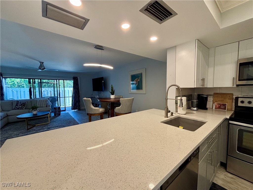 800 Meadowland Drive #26-4 Naples FL 34108 225061546 image4