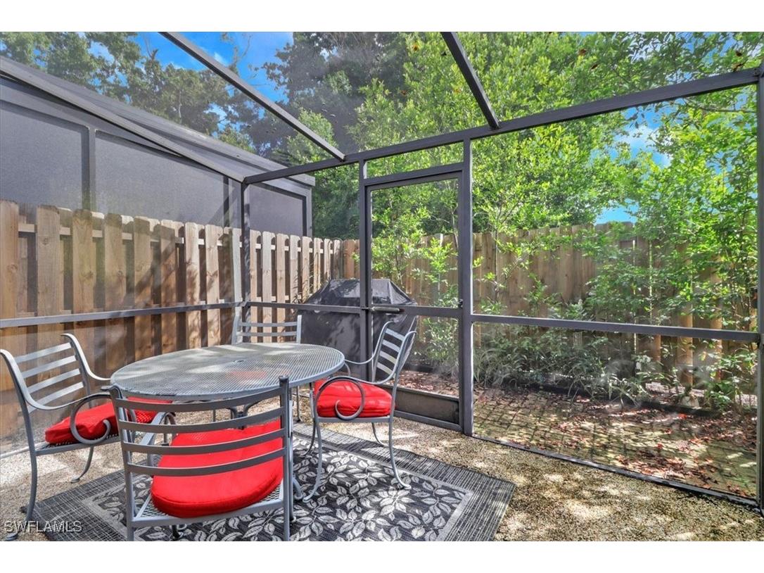 800 Meadowland Drive #APT H Naples FL 34108 225074134 image1