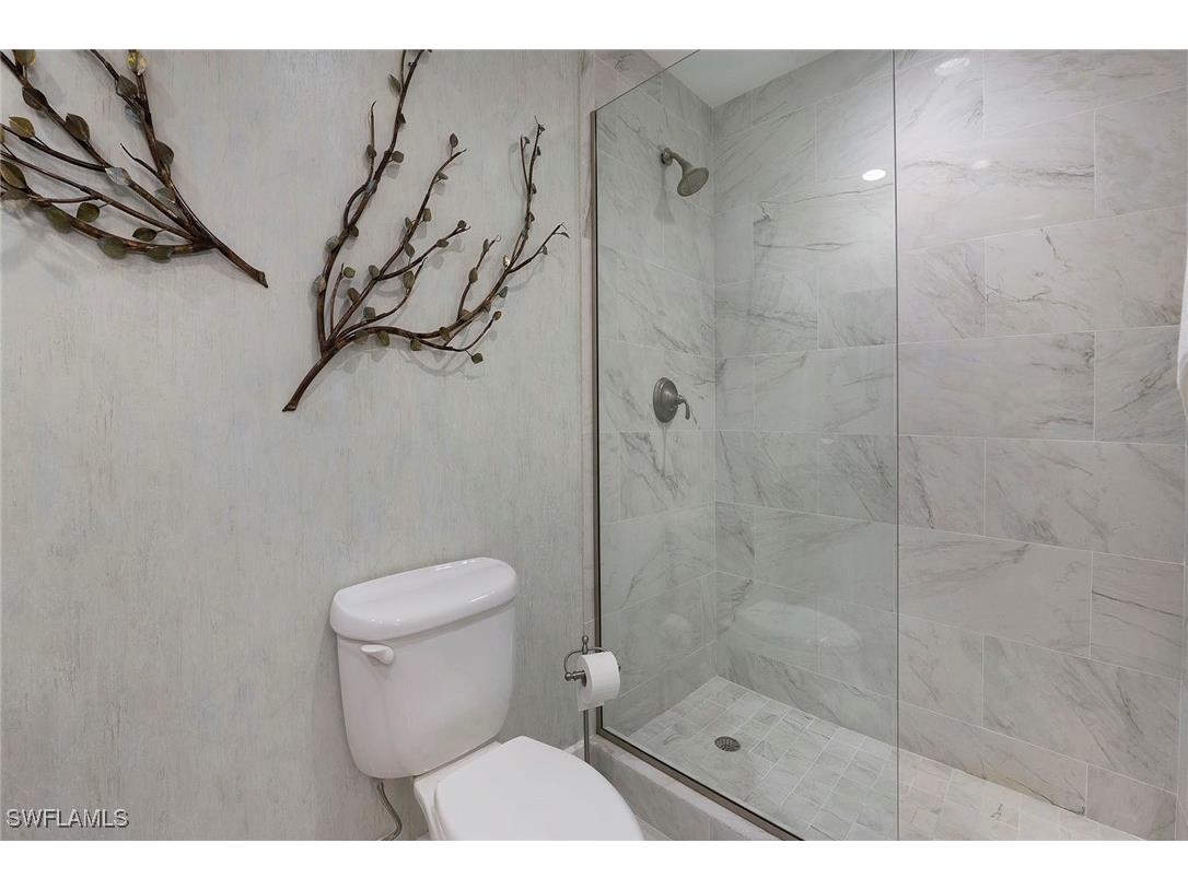 800 River Point Drive #209 Naples FL 34102 225079098 image27