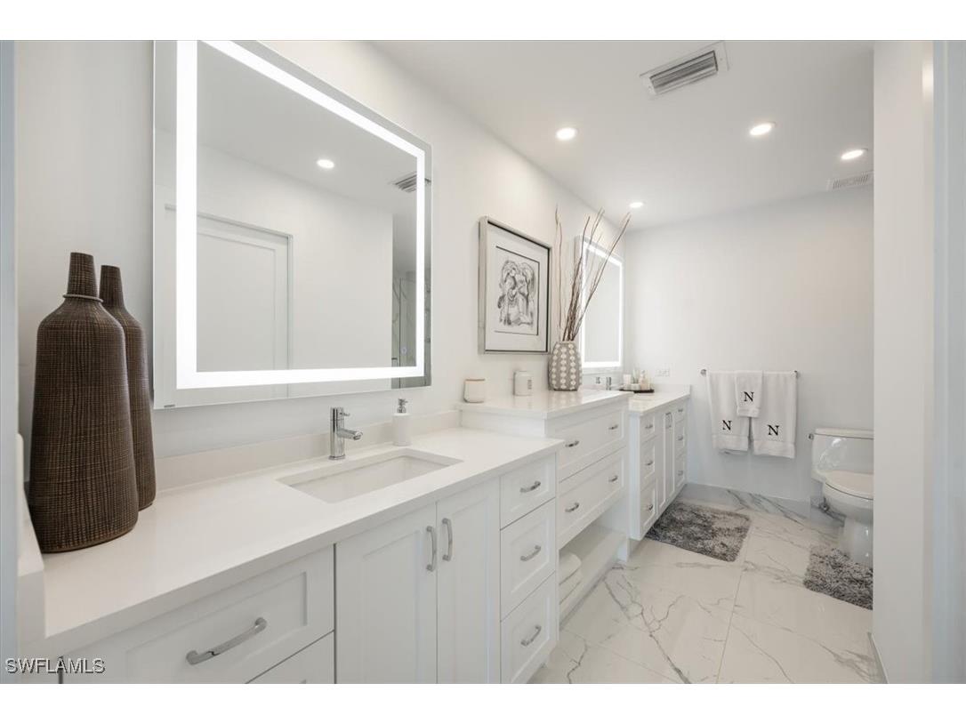 800 River Point Drive #212 Naples FL 34102 225058463 image16