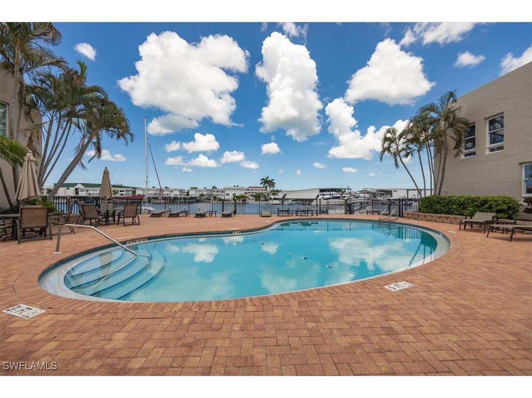 800 River Point Drive #212 Naples FL 34102 225058463 image27