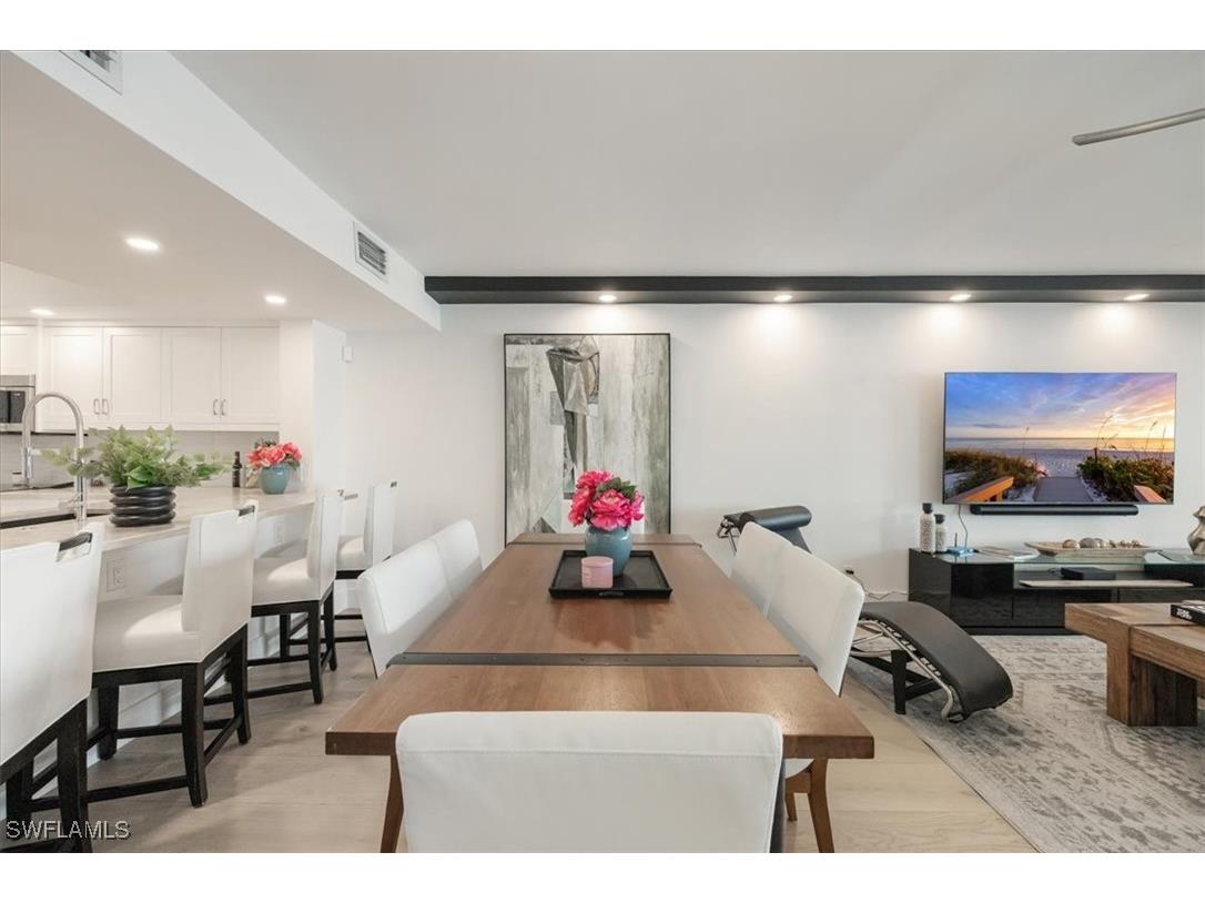 800 River Point Drive #212 Naples FL 34102 225058463 image4