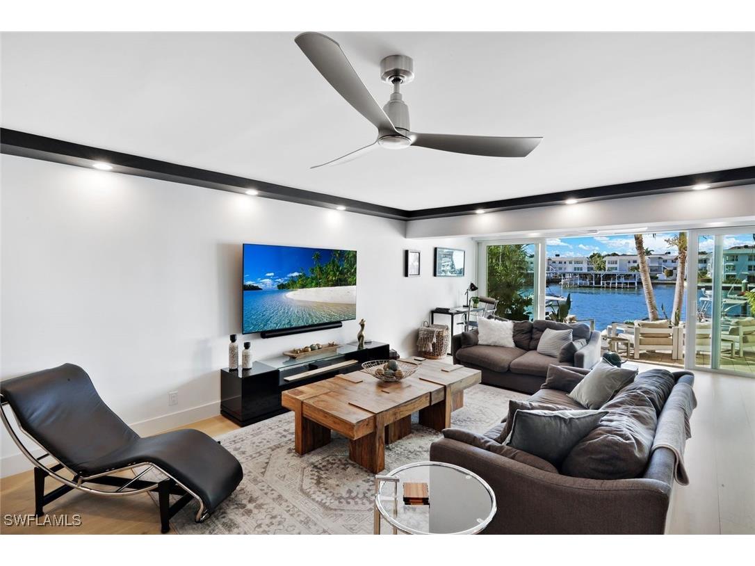 800 River Point Drive #212 Naples FL 34102 225084772 image3