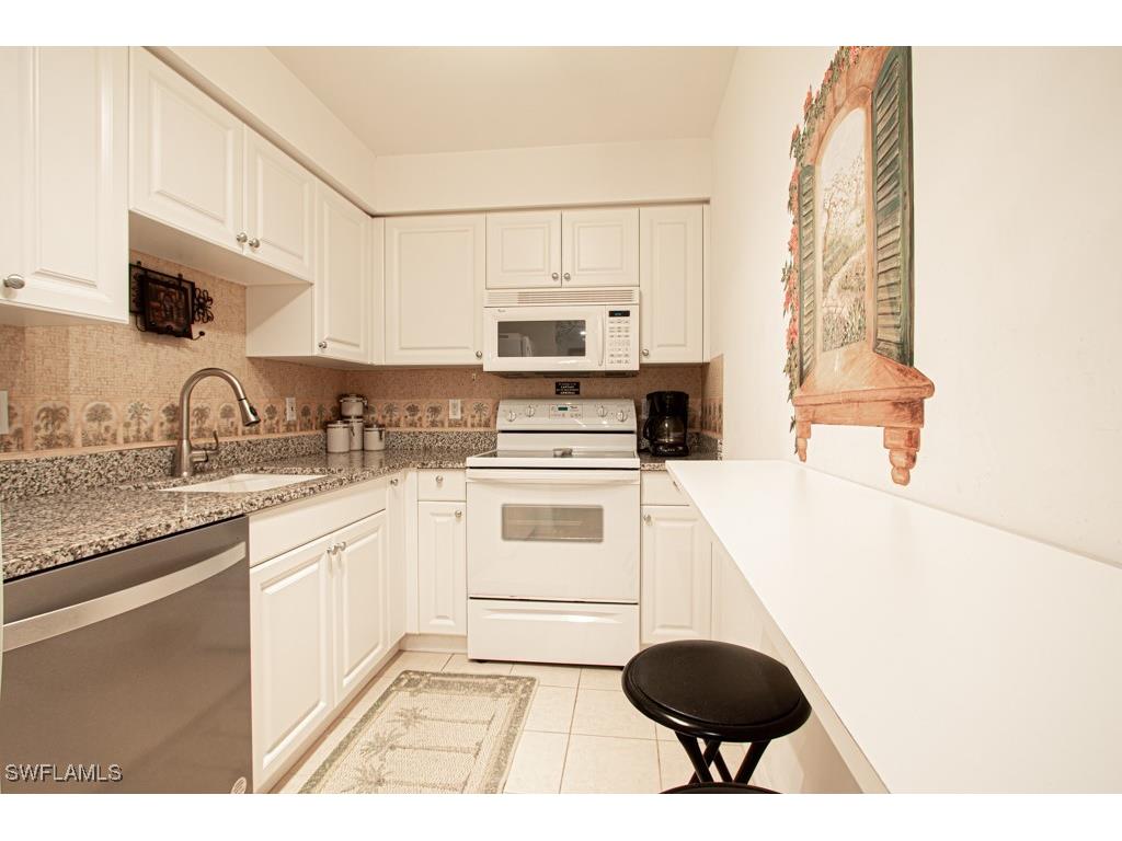 800 S Golf Drive #N205 Naples FL 34102 225081786 image11