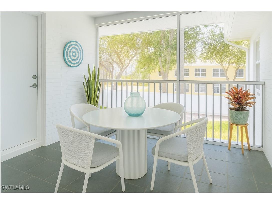 800 S Golf Drive #N205 Naples FL 34102 225081786 image25