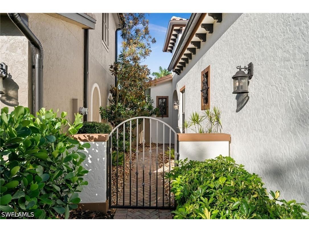 8000 Cordoba Place Naples FL 34113 226018712 image23