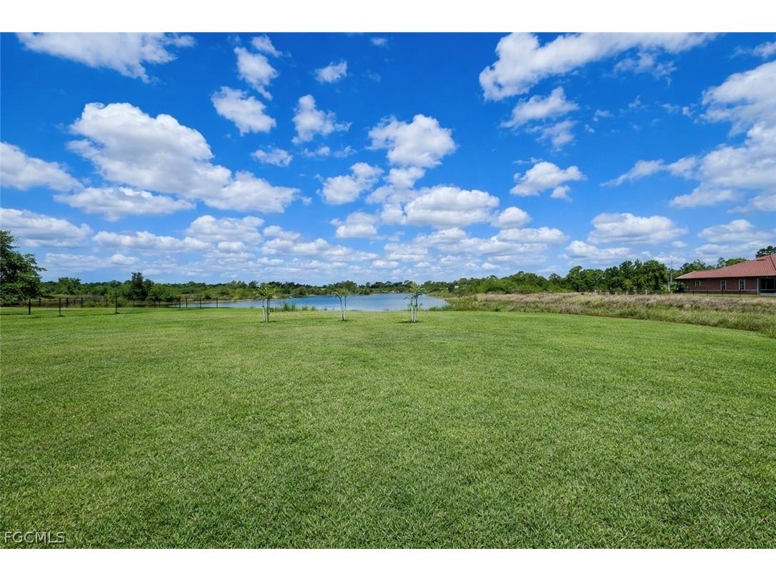 8000 Fountain Mist Boulevard Lehigh Acres FL 33972 2026010571 image2