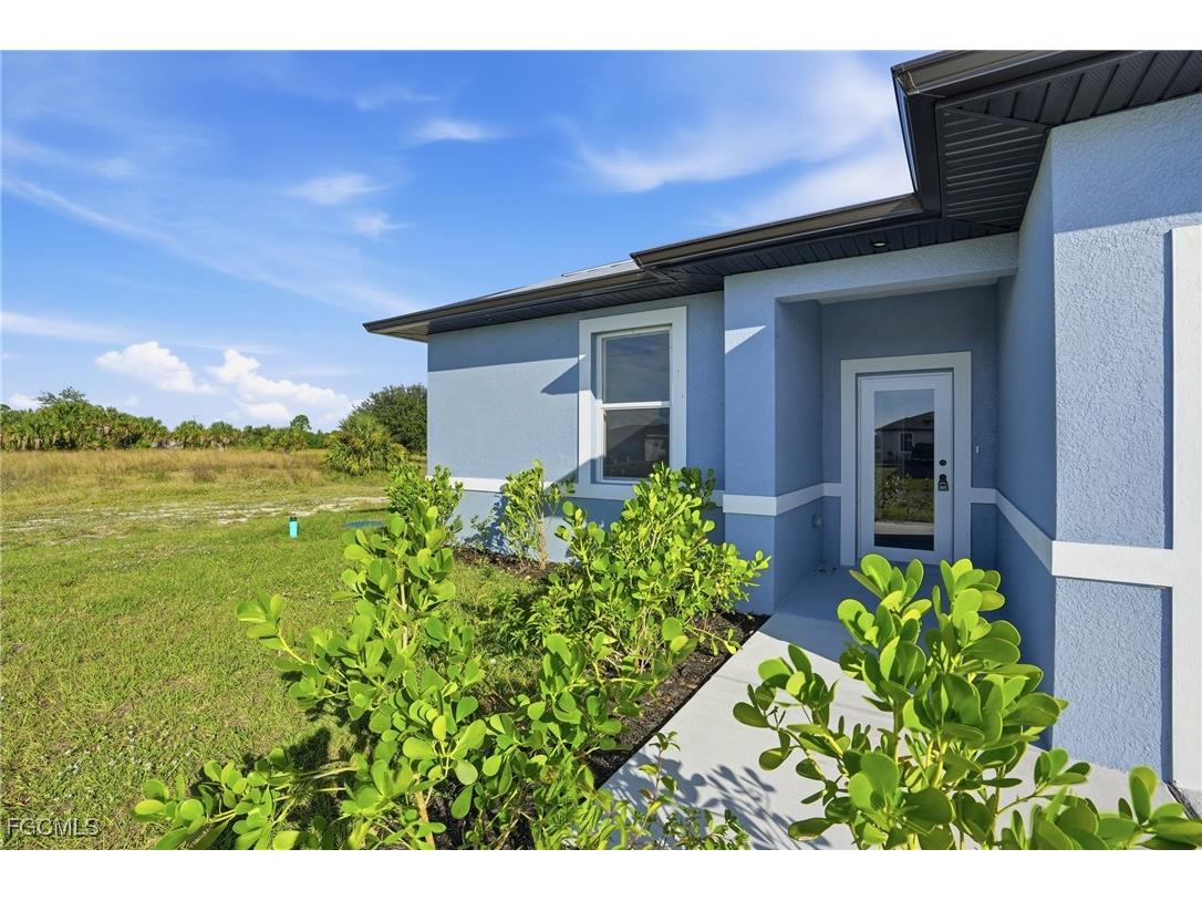 8002 Mill Court Labelle FL 33935 2025020535 image2