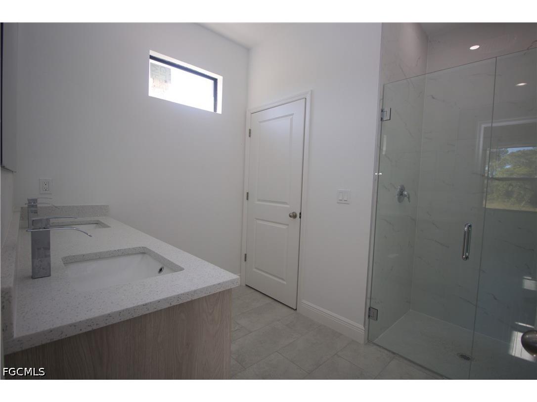8002 Spice Court Labelle FL 33935 2026016330 image11