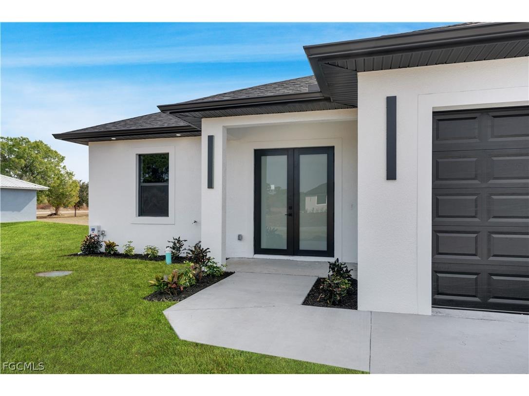 8004 Olive Circle Labelle FL 33935 2025018786 image10