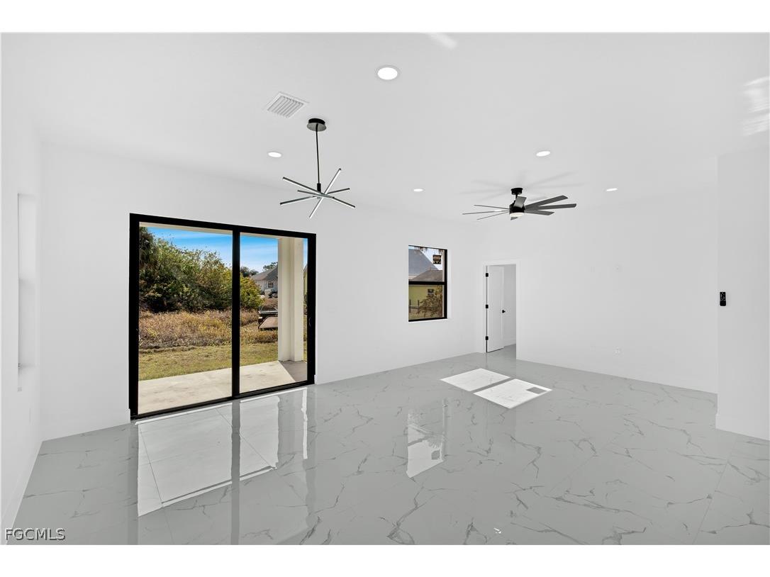 8004 Olive Circle Labelle FL 33935 2025018786 image17