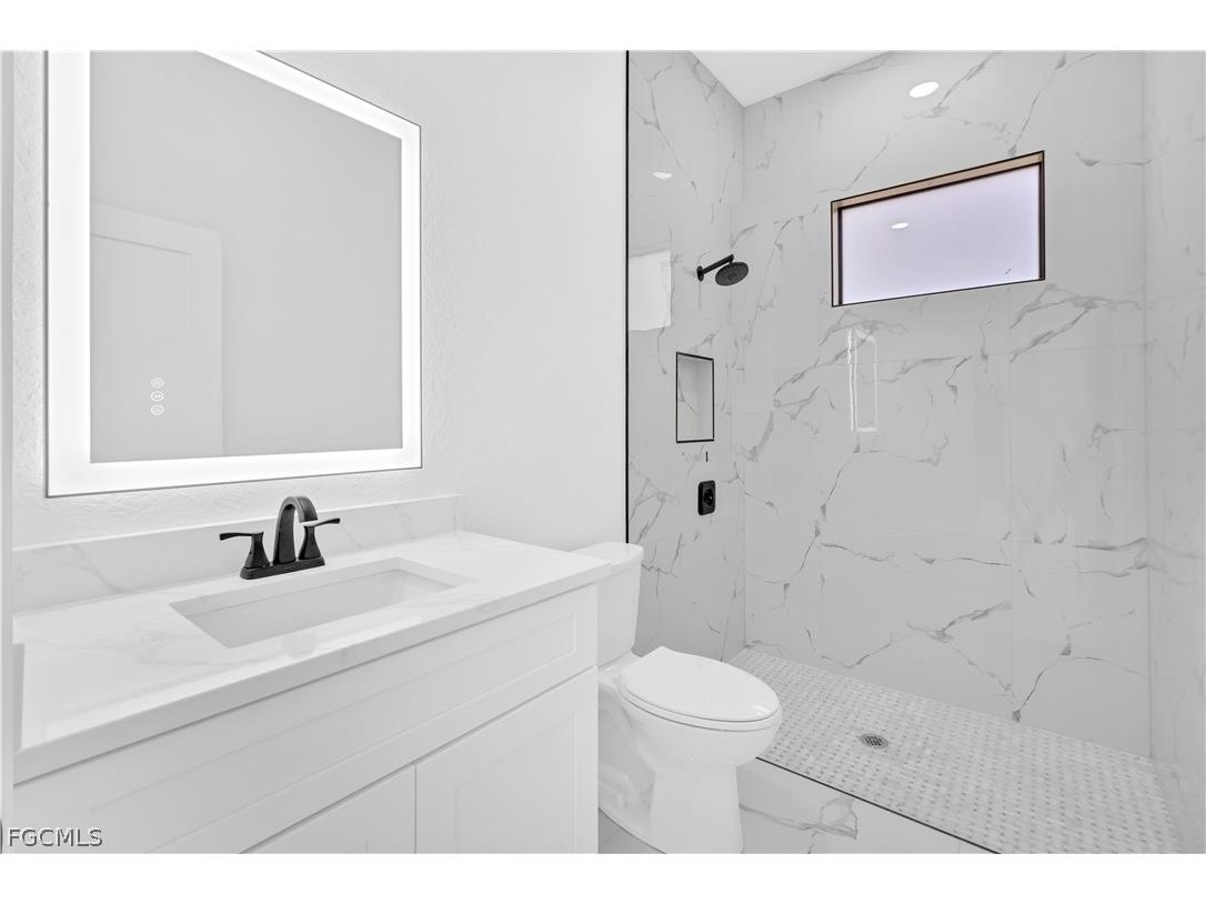 8004 Olive Circle Labelle FL 33935 2025018786 image28