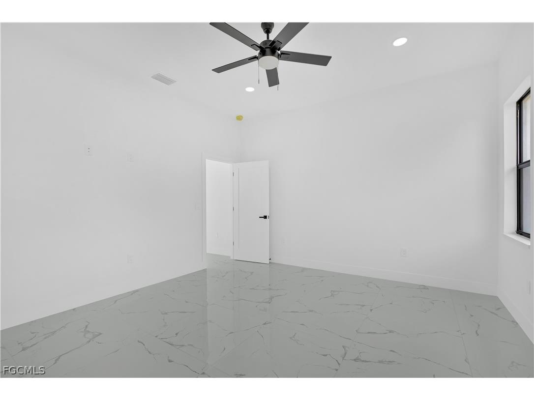 8004 Olive Circle Labelle FL 33935 2025018786 image33