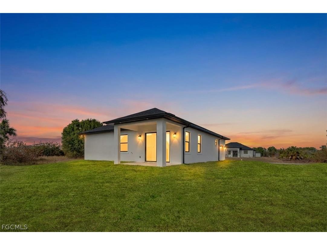 8004 Olive Circle Labelle FL 33935 2025018786 image43