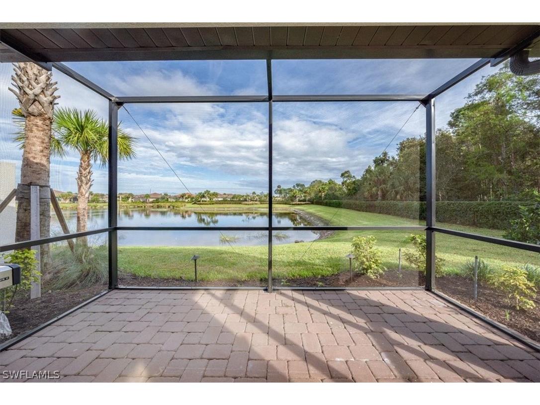 8005 Calle Canovas Court Naples FL 34114 222083692 image1