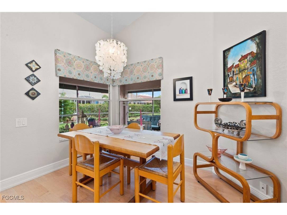 8009 Breton Circle Fort Myers FL 33912 2025023020 image12