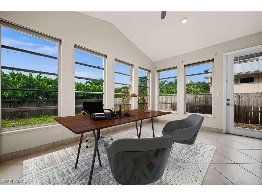 801 99th Avenue N Naples FL 34108 223009560 image1