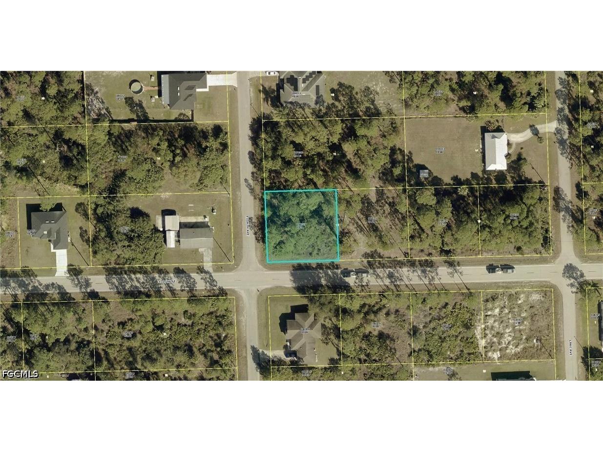 801 E 10th Street Lehigh Acres FL 33972 2026016813 image2