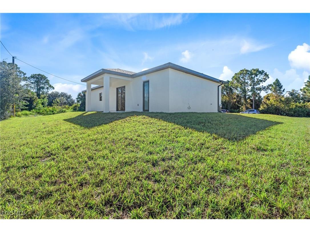 801 E 9th Street Lehigh Acres FL 33972 2025013276 image18