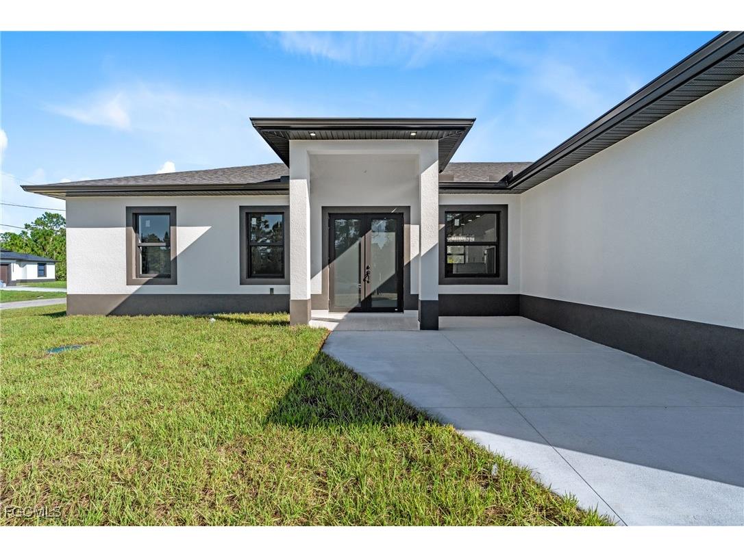 801 E 9th Street Lehigh Acres FL 33972 2025013276 image3