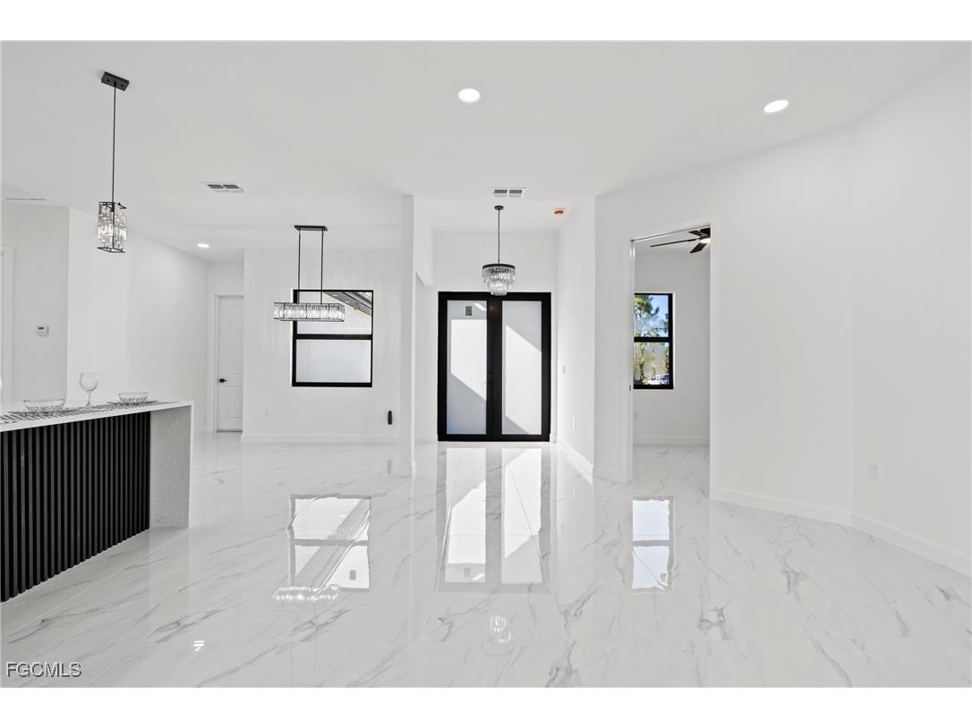 801 E 9th Street Lehigh Acres FL 33972 2025013276 image4