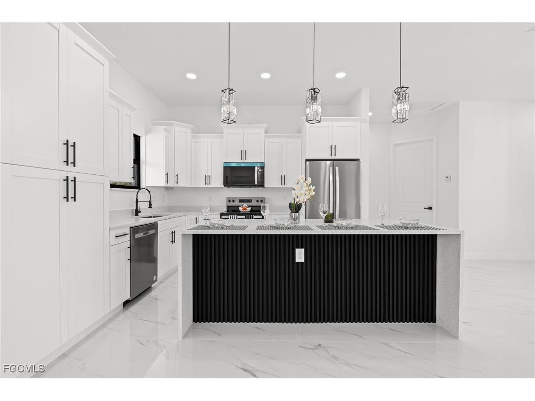 801 E 9th Street Lehigh Acres FL 33972 2025013276 image5