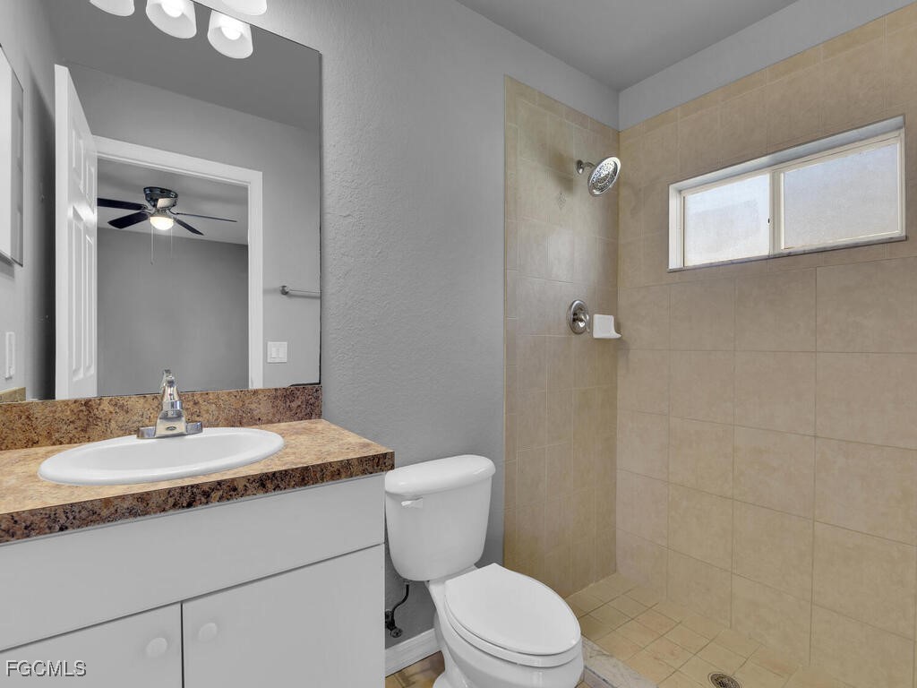 801 Meadow Road Lehigh Acres FL 33973 2025022563 image13