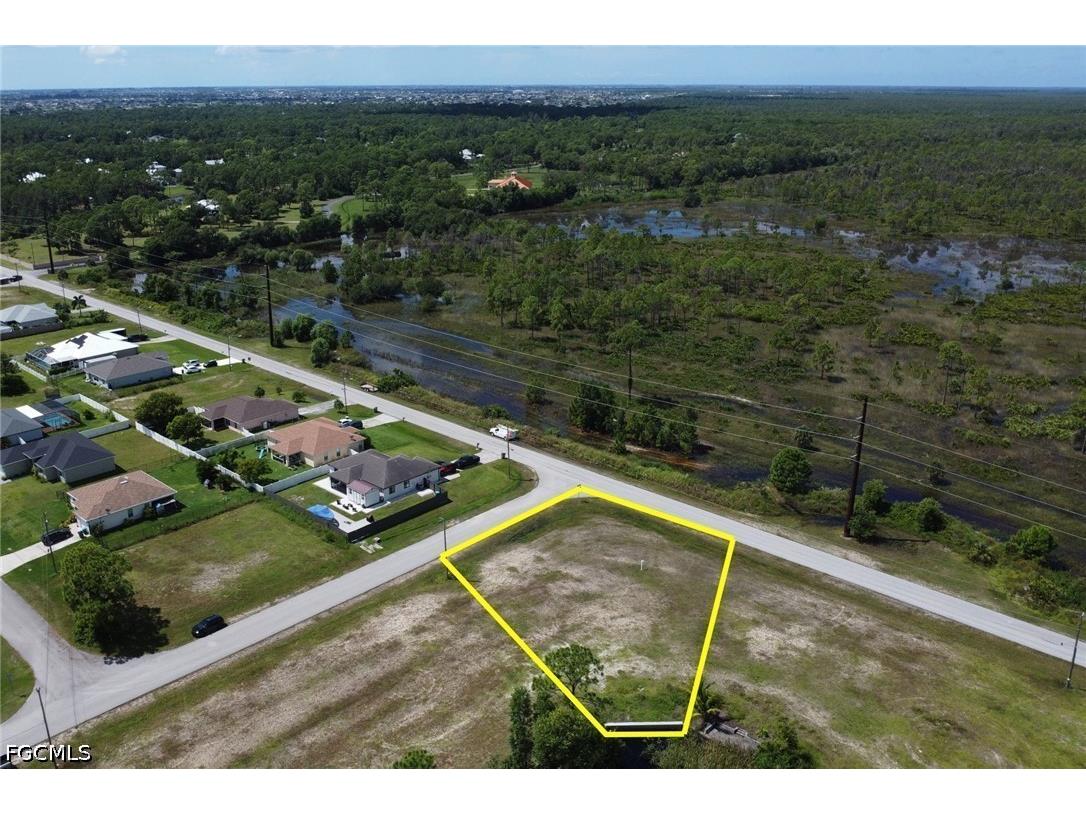 801 NE 38th Terrace Cape Coral FL 33909 2026029274 image5