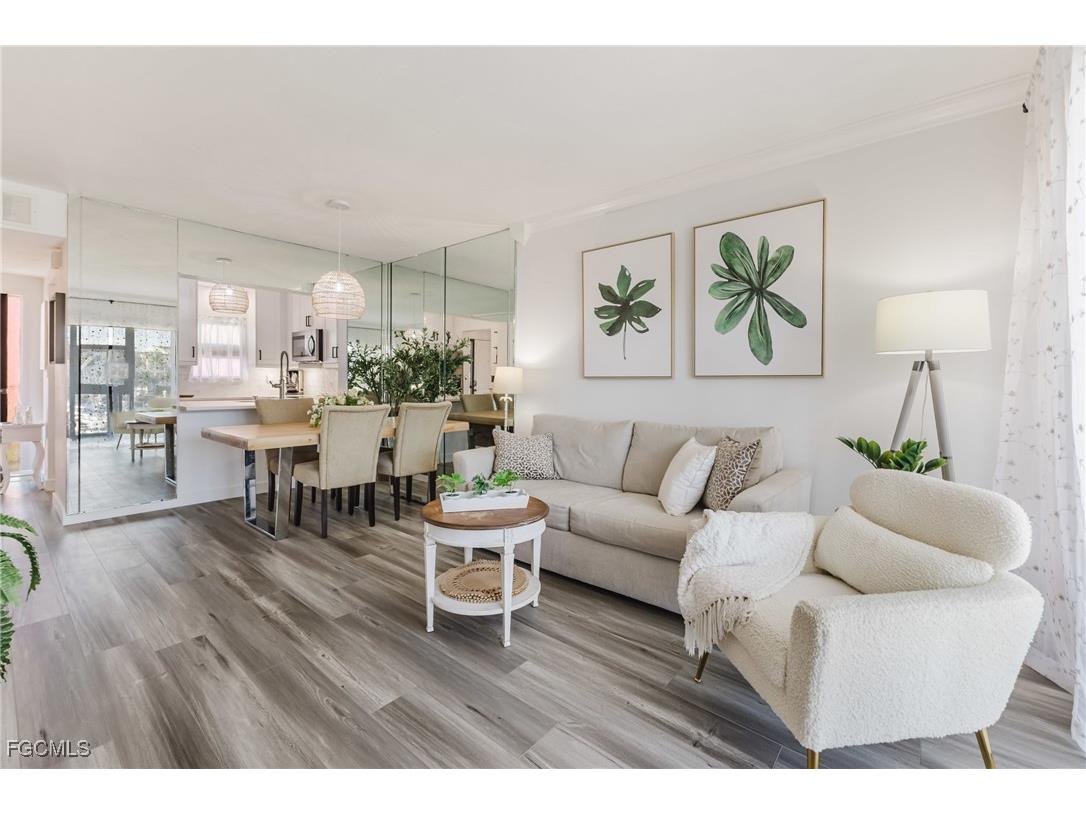 801 River Point Drive #102A Naples FL 34102 2025018135 image15