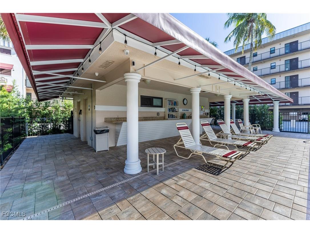 801 River Point Drive #102A Naples FL 34102 2025018135 image33