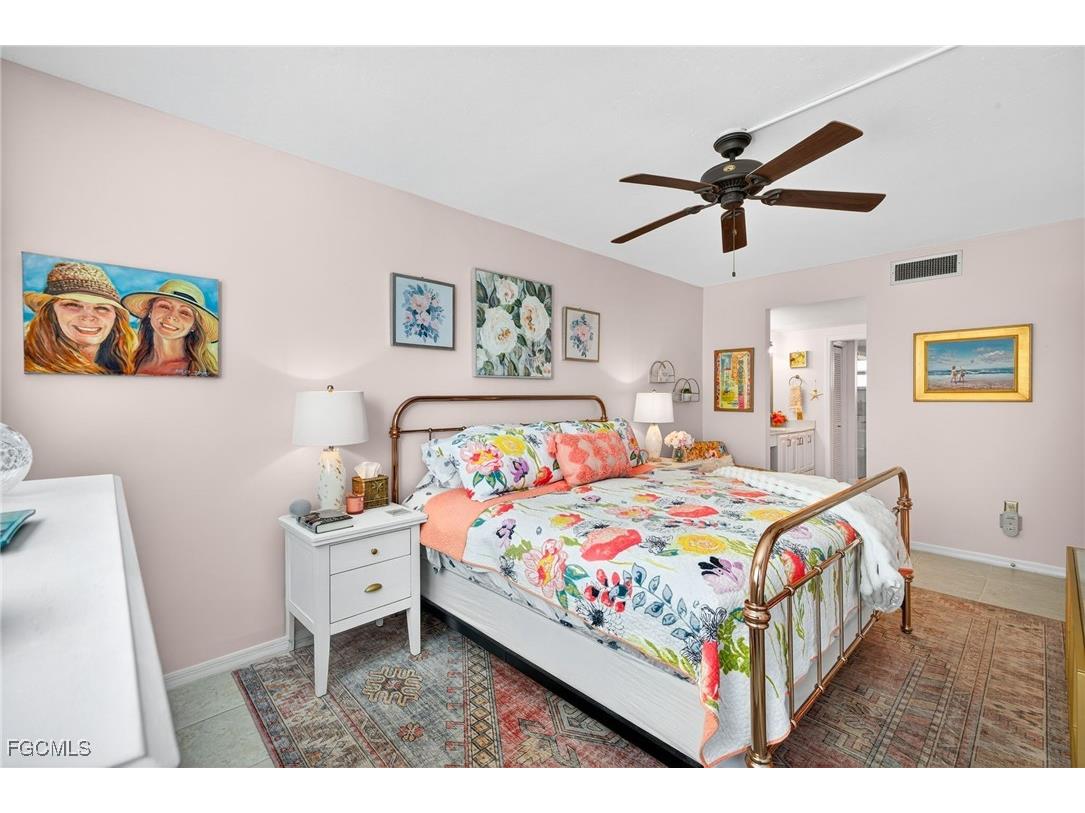 801 River Point Drive #203A Naples FL 34102 2025024343 image15
