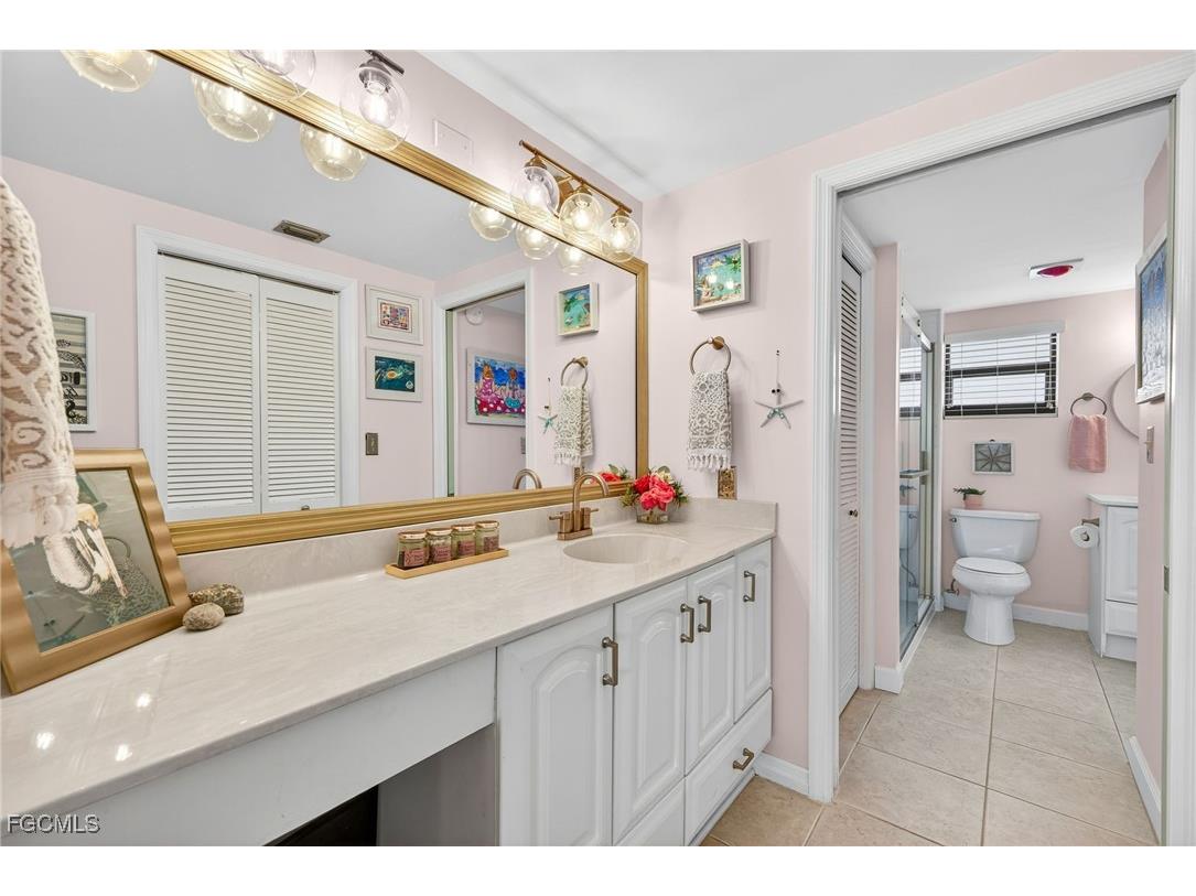 801 River Point Drive #203A Naples FL 34102 2025024343 image18