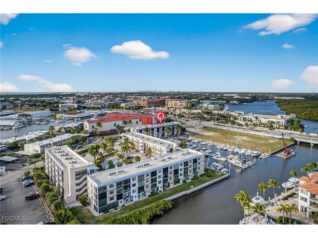 801 River Point Drive #203A Naples FL 34102 2025024343 image23